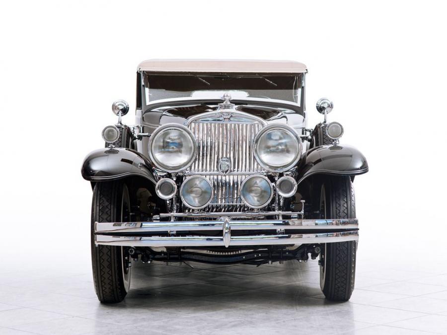  Stutz DV32 Convertible Victoria 1932 года  (фото 2 из 3)